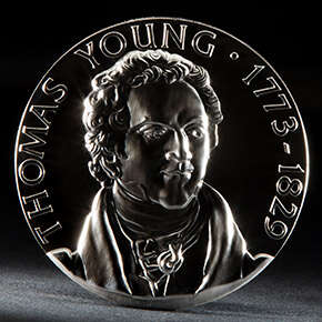 The inscription on the medal reads: Thomas Young 1773 to 1829