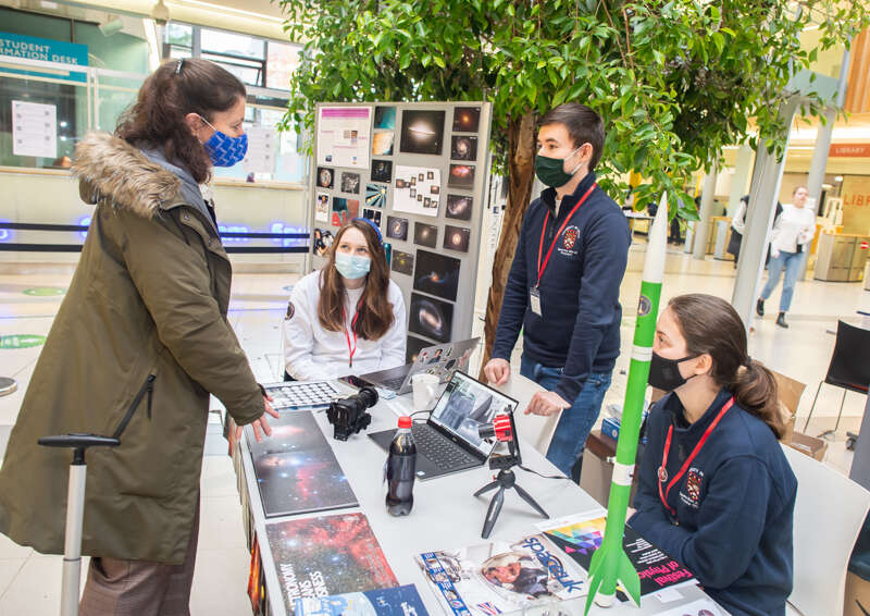 Lisa meets University of Exeter students at the Festival of Physics